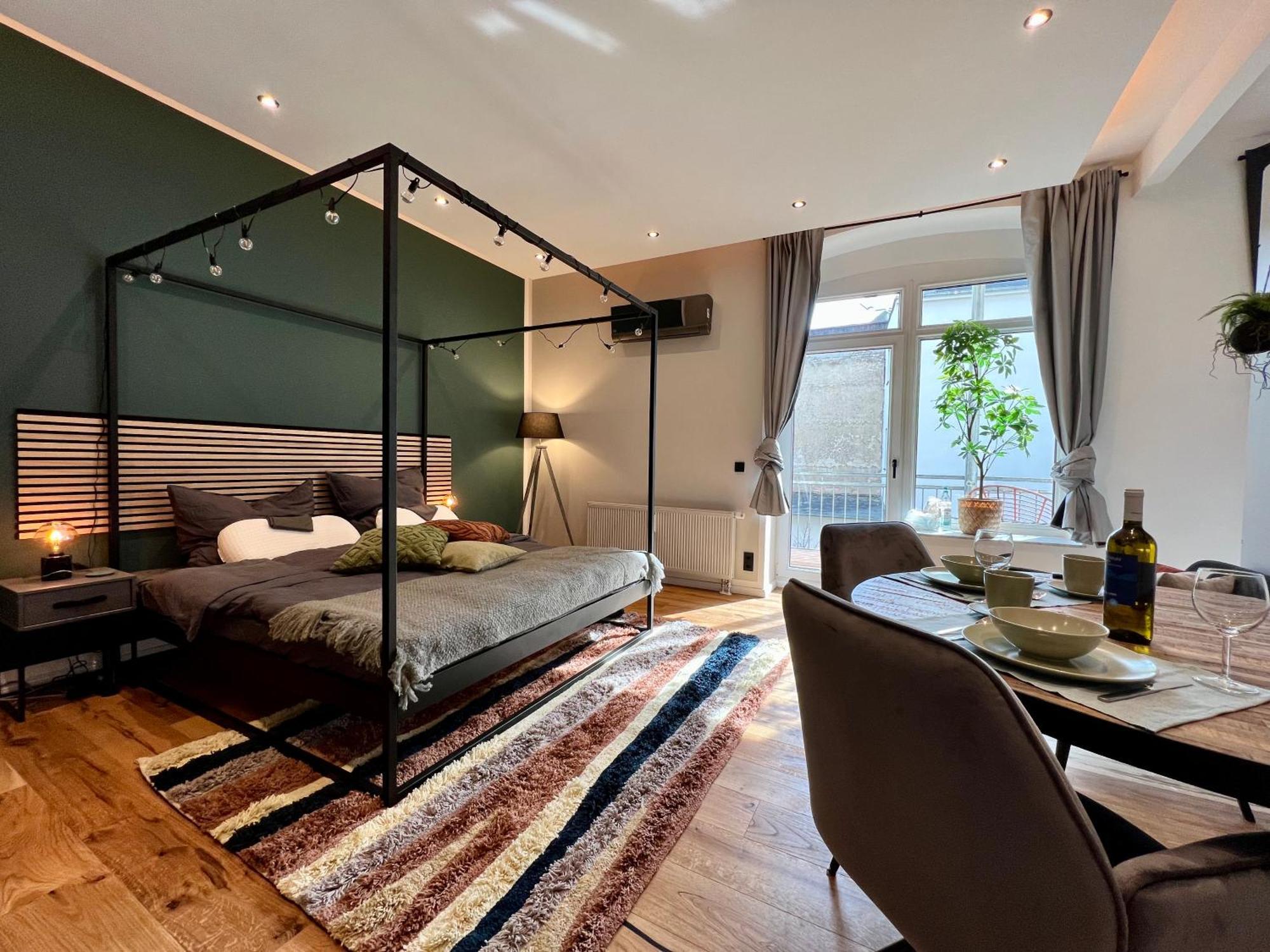 Edler Wohnraum Luxurioeses Studio Im Zentrum Mit Balkon, Kaffeevollautomat, Klima & Parkplatz Zwickau Eksteriør bilde